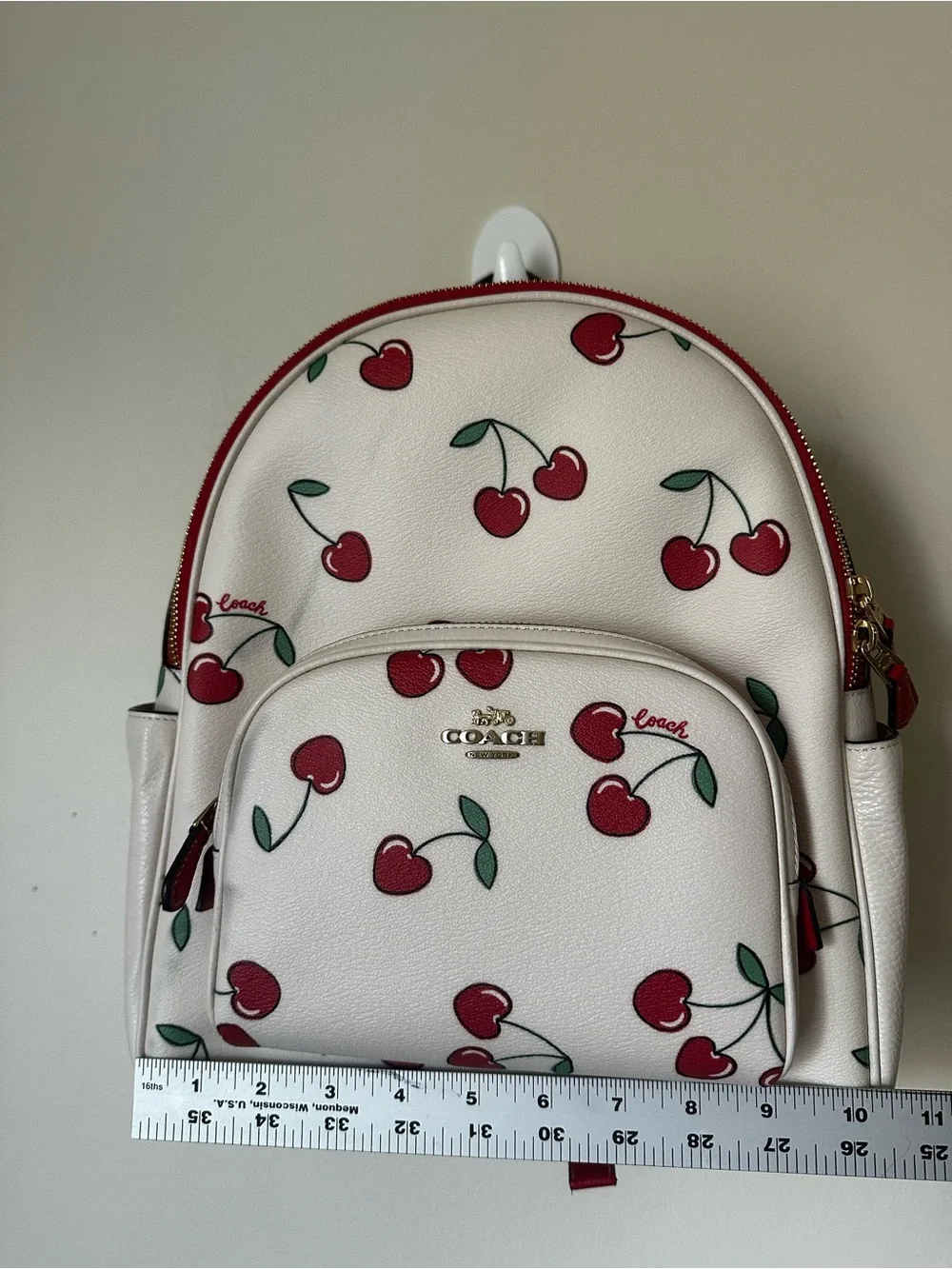 Authentic Coach Court Backpack With Heart Cherry Print CE628 - Picture 4 of 10